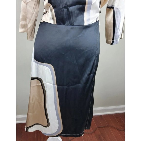 Jean Paul Berlin Women's Geometric Wrap Dress Size 8 US - Picture 5 of 9